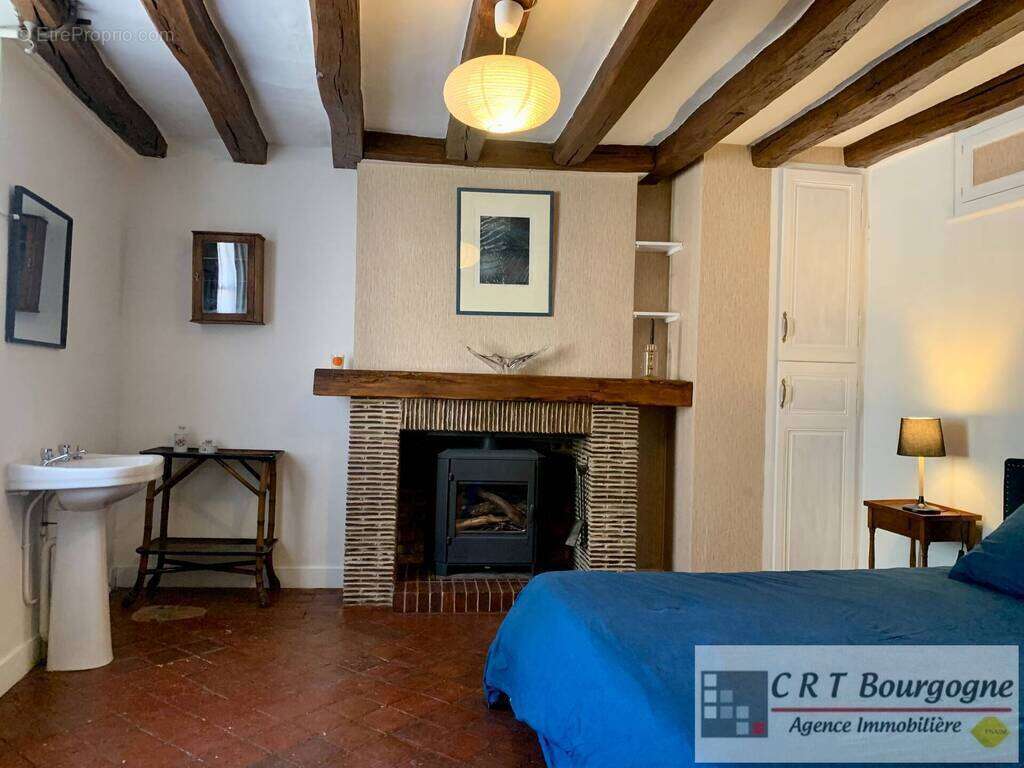 Maison à VILLIERS-SAINT-BENOIT