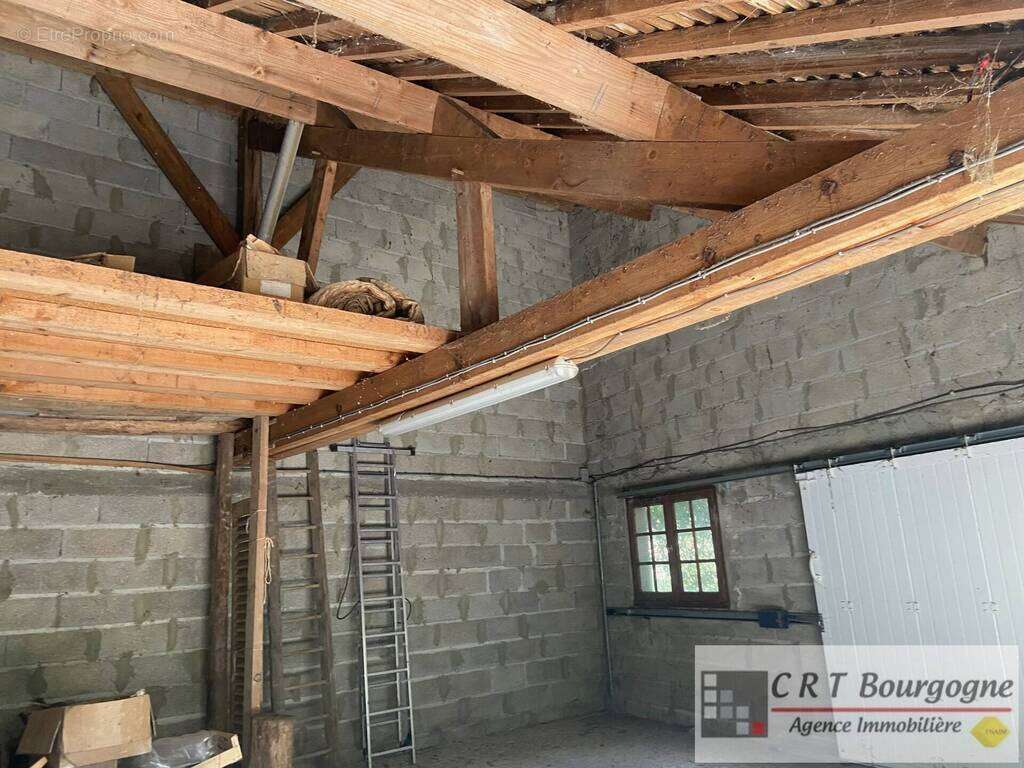 Maison à VILLIERS-SAINT-BENOIT