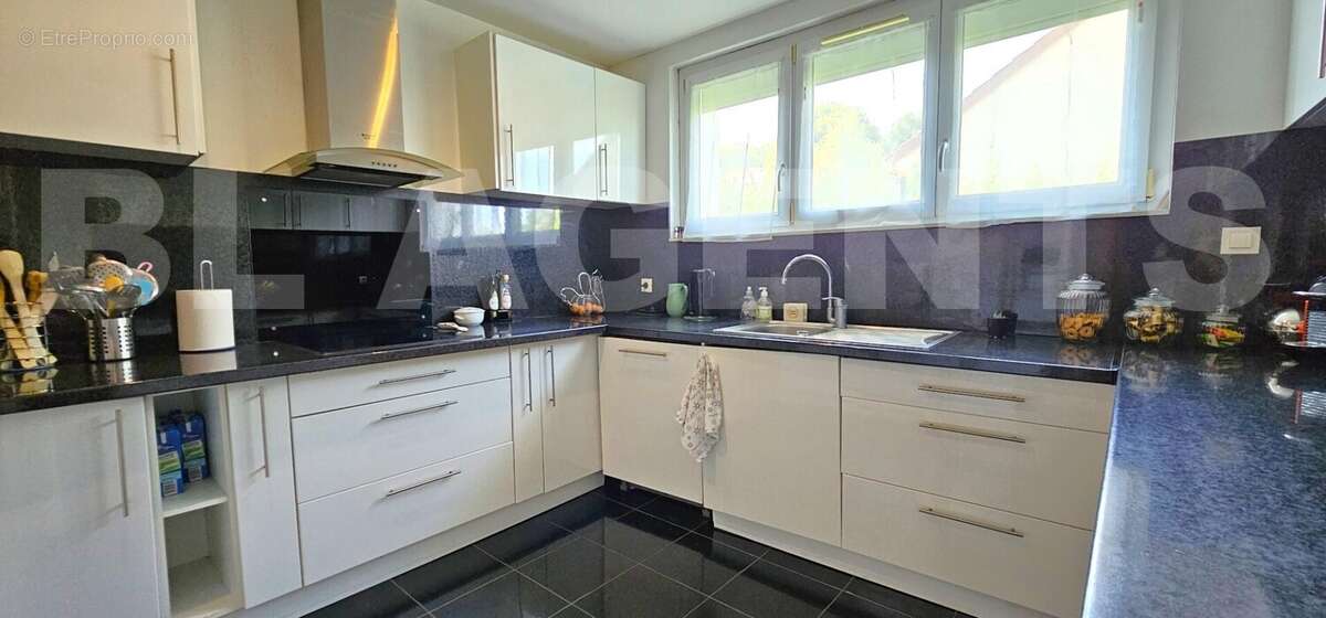 20250823_141215 - Maison à COULOMMIERS