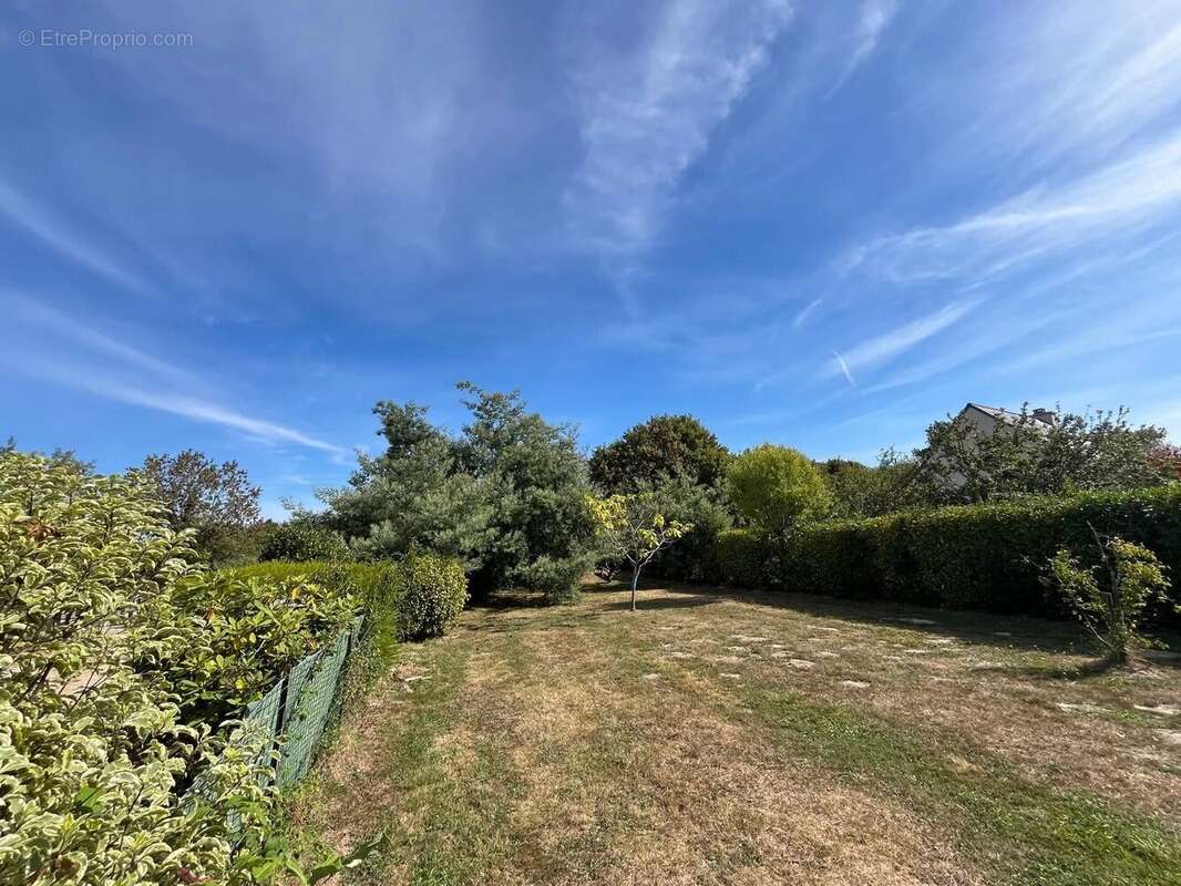 Terrain à SAINT-GILDAS-DE-RHUYS