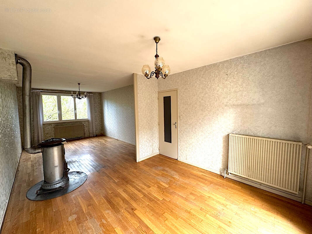 Maison à NEUILLY-LES-DIJON