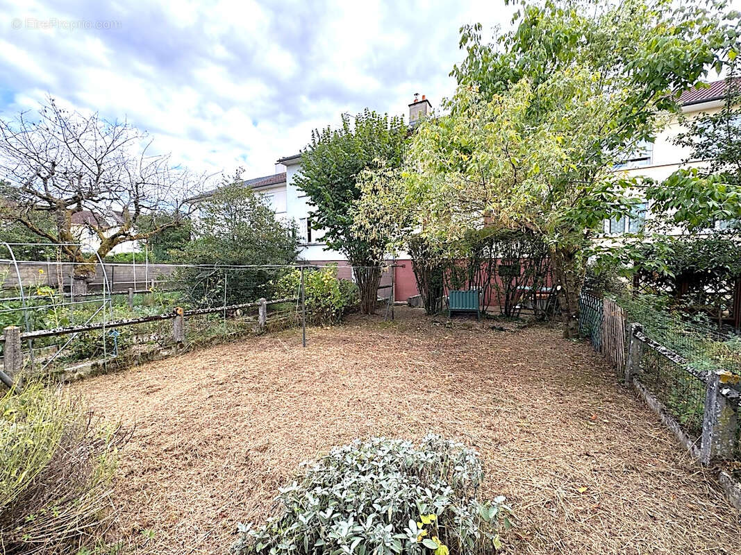Maison à NEUILLY-LES-DIJON