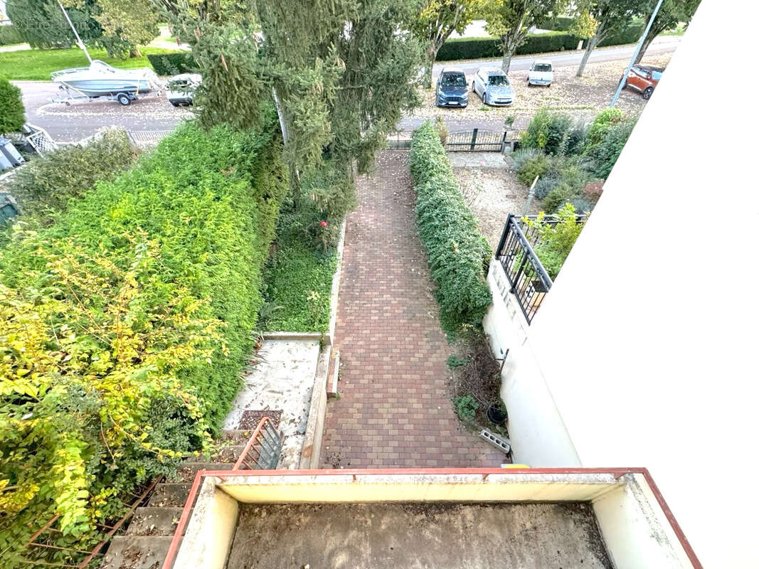 Maison à NEUILLY-LES-DIJON