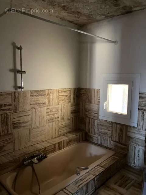 Appartement à PARCAY-MESLAY