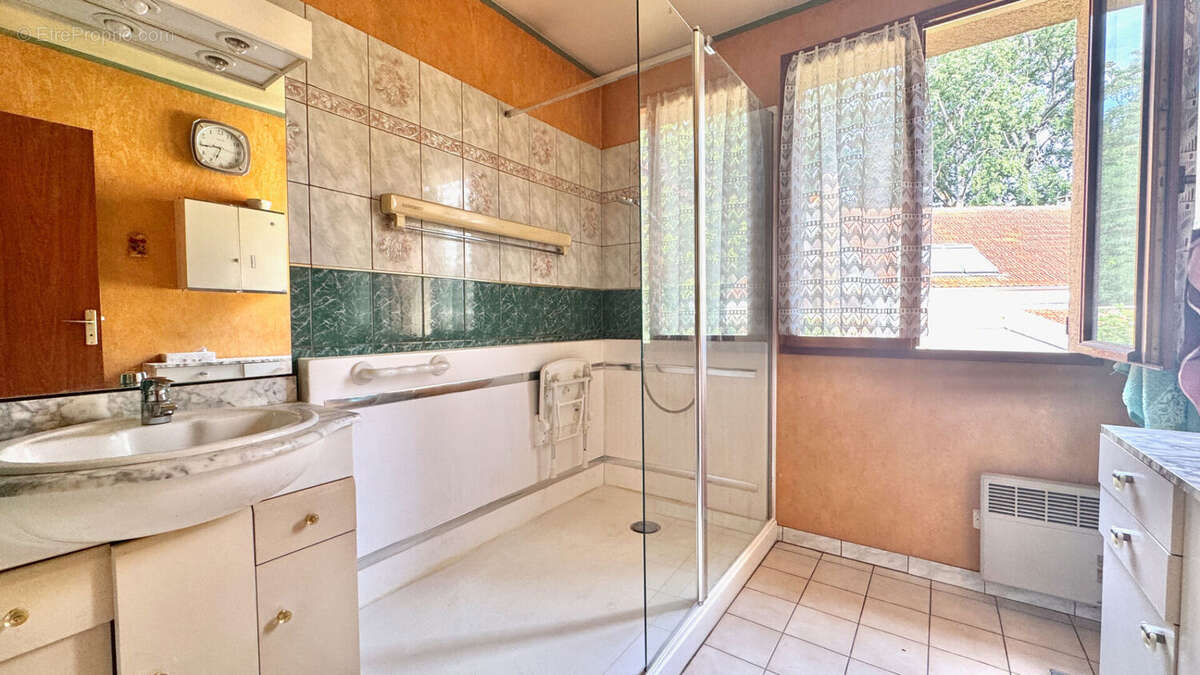 Maison à CORBEIL-ESSONNES