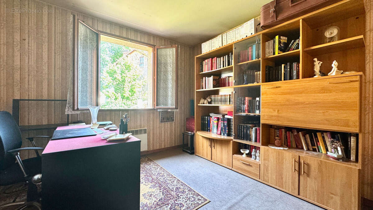 Maison à CORBEIL-ESSONNES