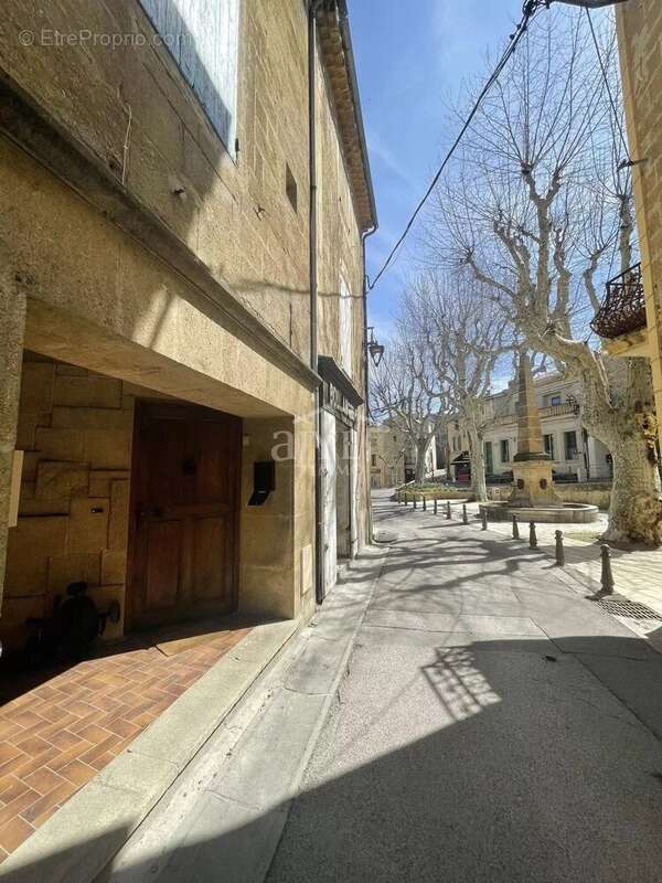 Appartement à ROGNES