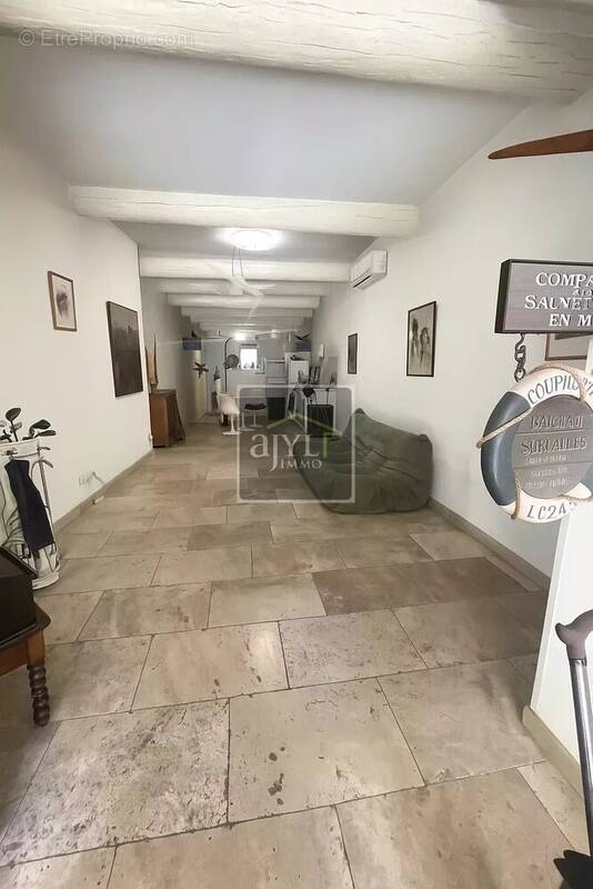 Appartement à ROGNES