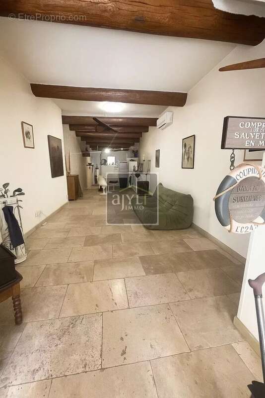 Appartement à ROGNES