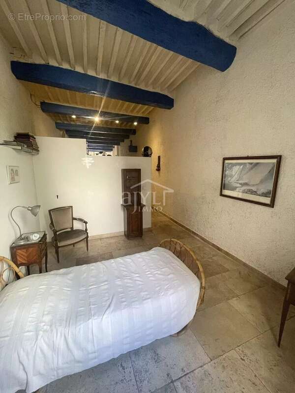 Appartement à ROGNES