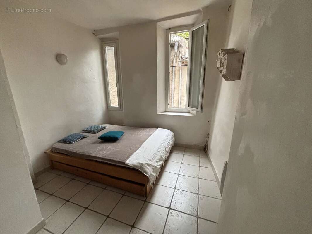 Appartement à FIGANIERES