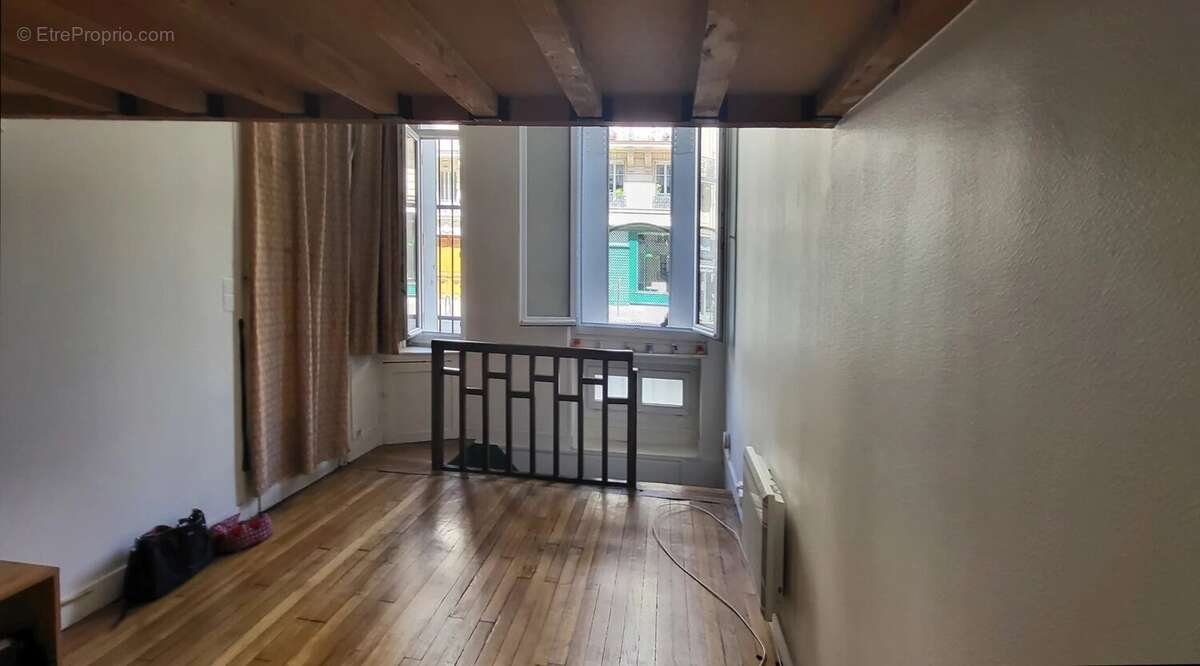 Appartement à PARIS-11E
