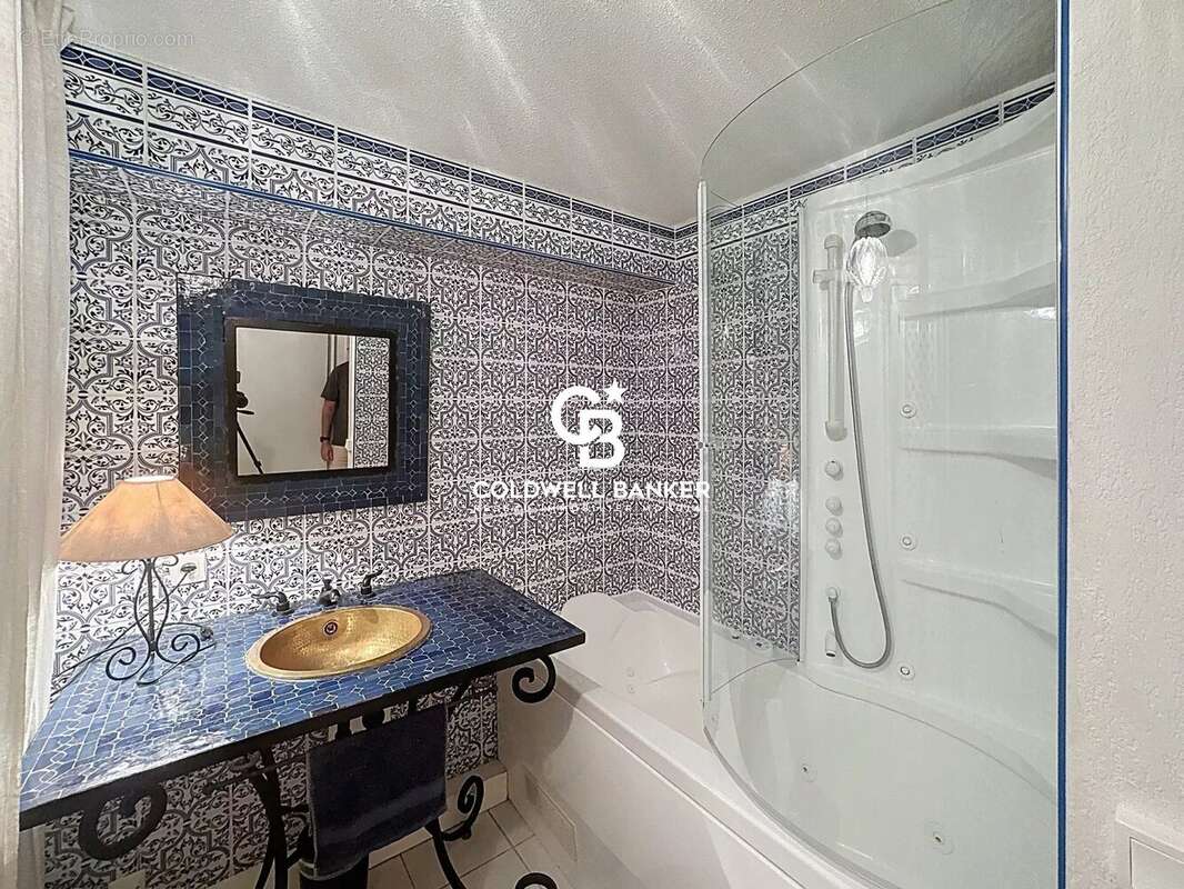 Maison à ROQUEBRUNE-SUR-ARGENS