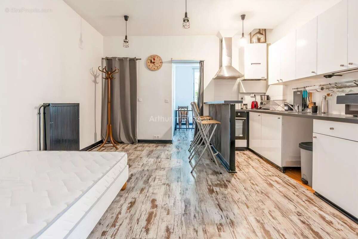 Appartement à PARIS-18E