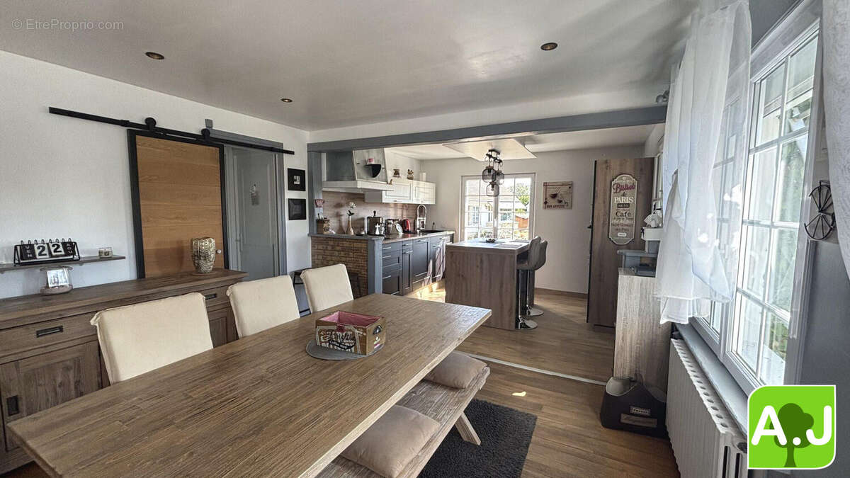 Maison à EZY-SUR-EURE