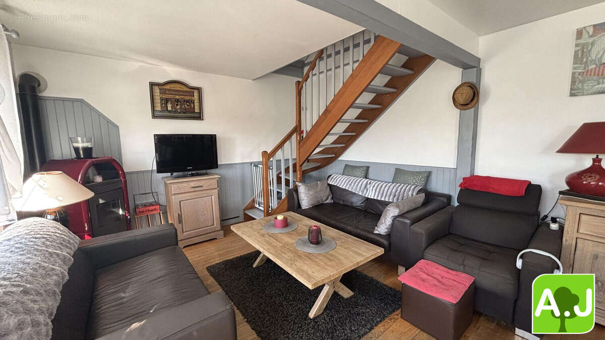 Maison à EZY-SUR-EURE