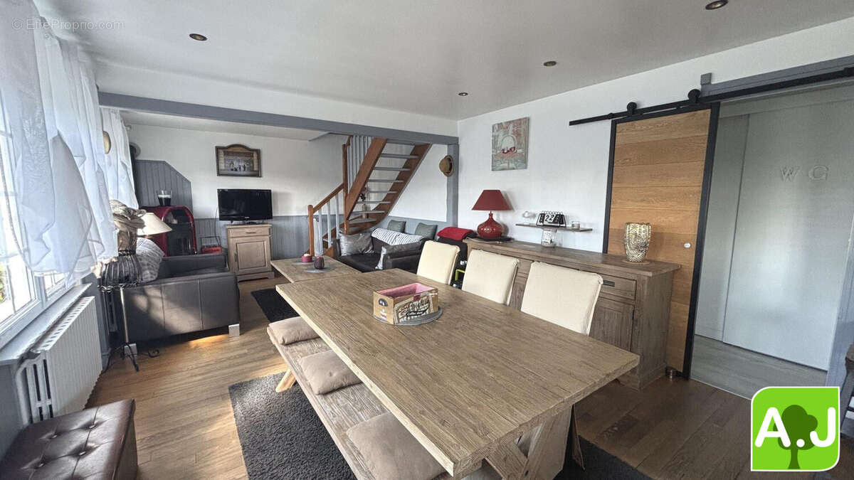 Maison à EZY-SUR-EURE