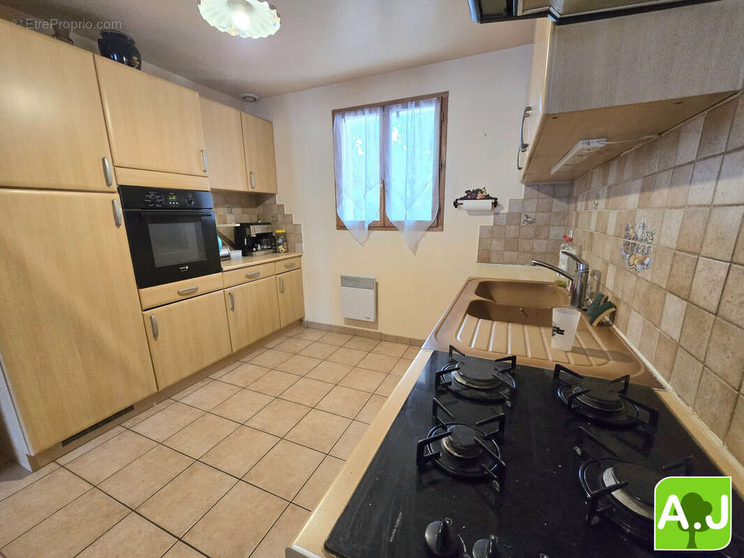 Maison à EZY-SUR-EURE