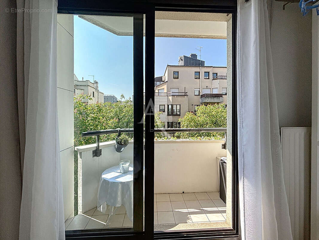Appartement à SURESNES