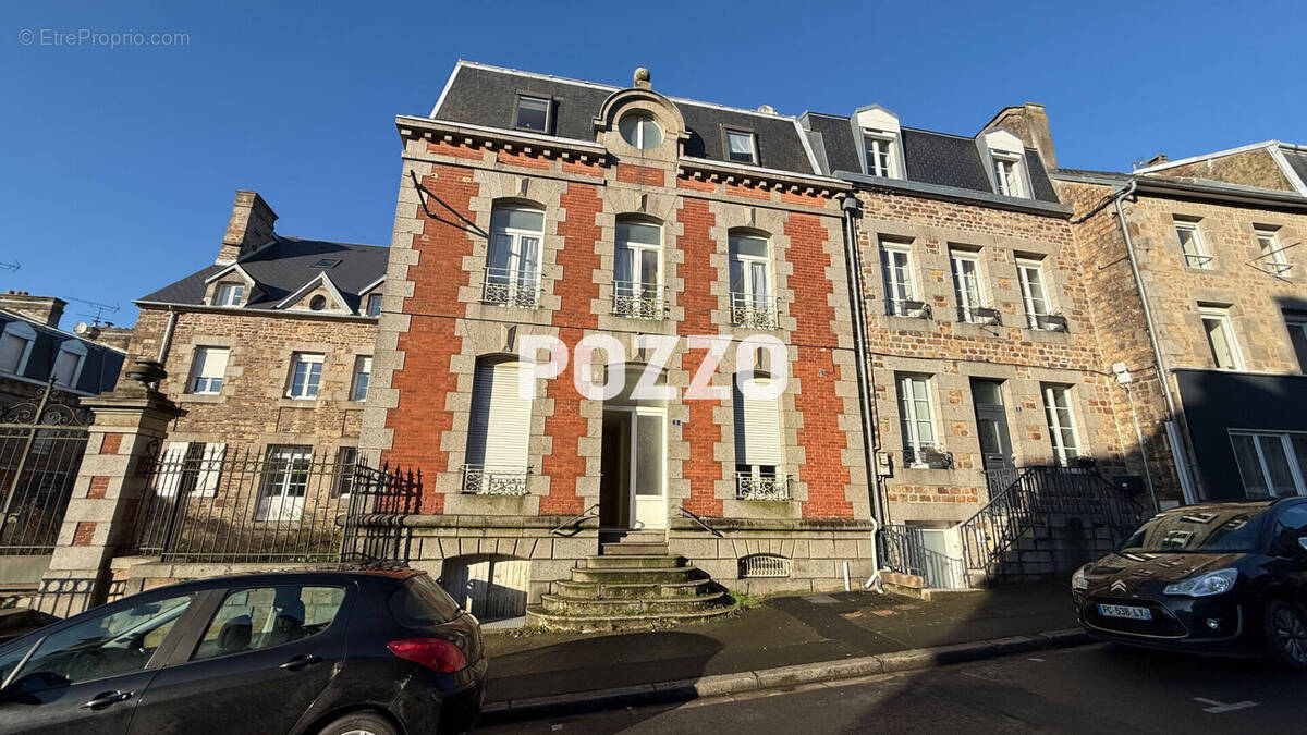 Appartement à LA HAYE-PESNEL