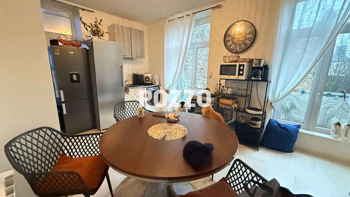 Appartement à LA HAYE-PESNEL