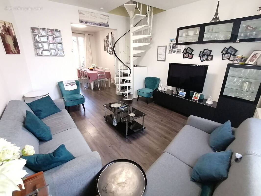 Appartement à NOISY-LE-SEC