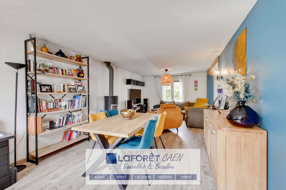 Maison à CORMELLES-LE-ROYAL