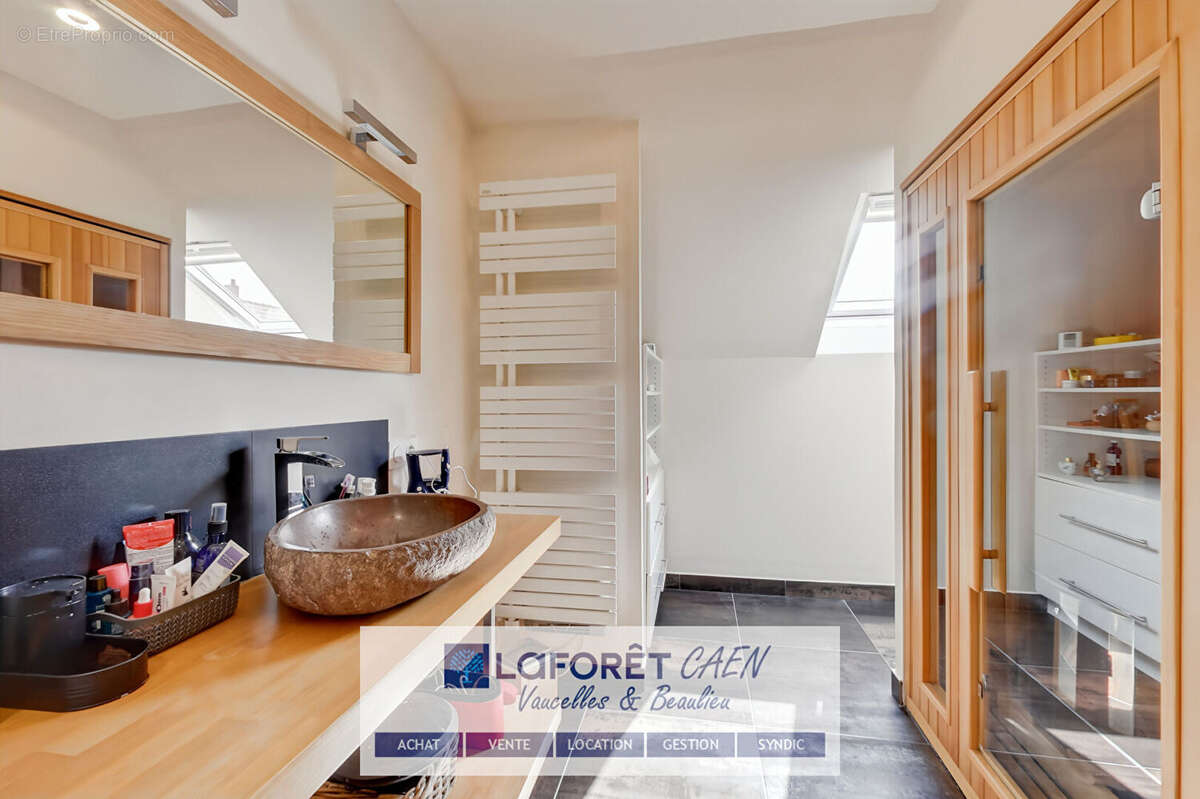 Maison à CORMELLES-LE-ROYAL