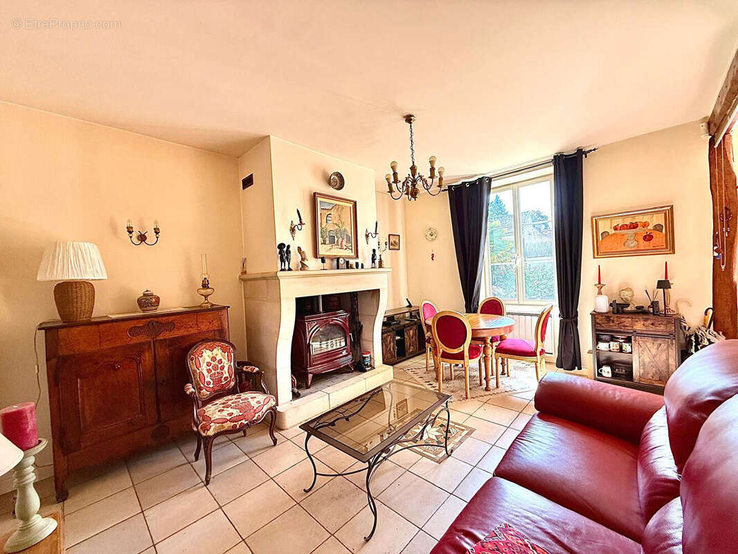 Maison à MILLY-LA-FORET