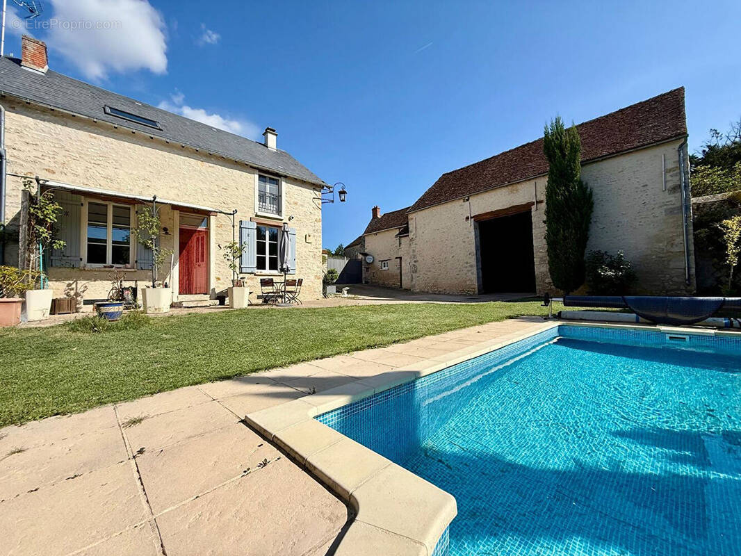 Maison à MILLY-LA-FORET