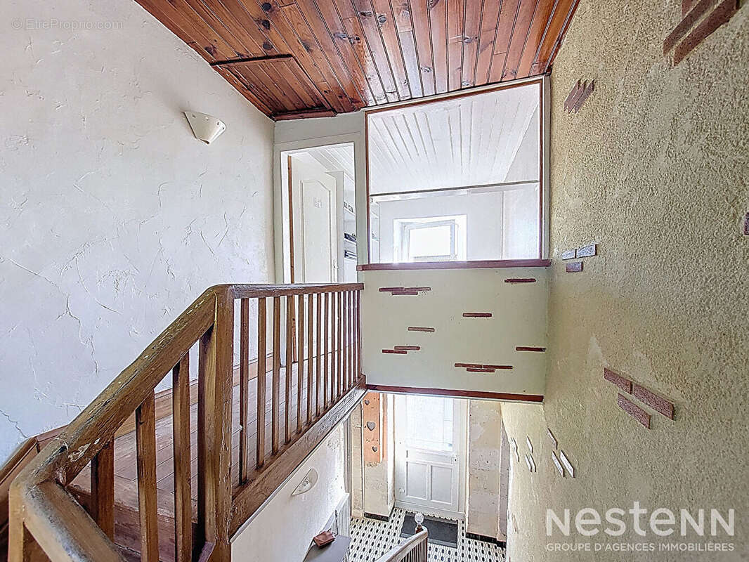 Maison à VALENCE-SUR-BAISE