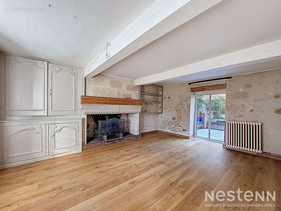 Maison à VALENCE-SUR-BAISE