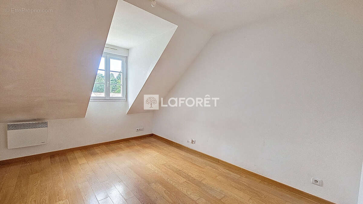 Appartement à LUZARCHES