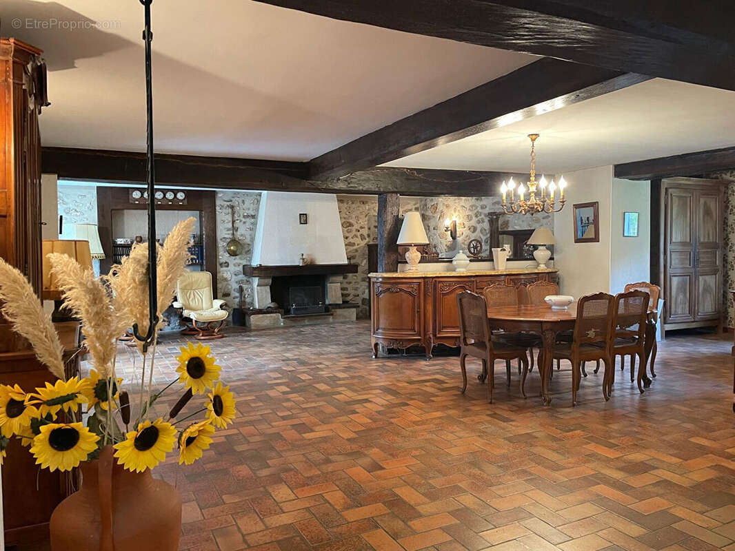 Maison à CONDE-EN-BRIE