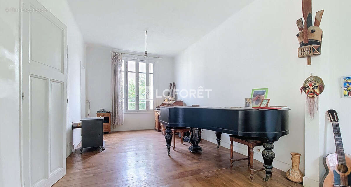 Maison à VILLIERS-LE-BEL