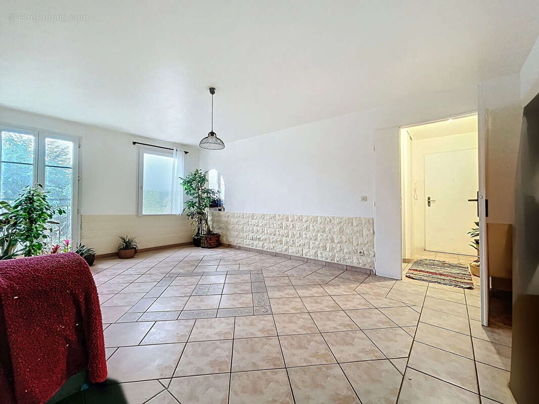 Appartement à LIMEIL-BREVANNES