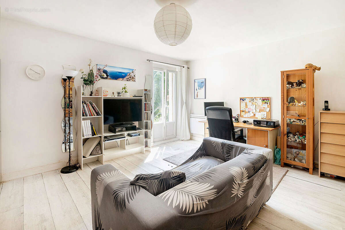 Appartement à OLLAINVILLE