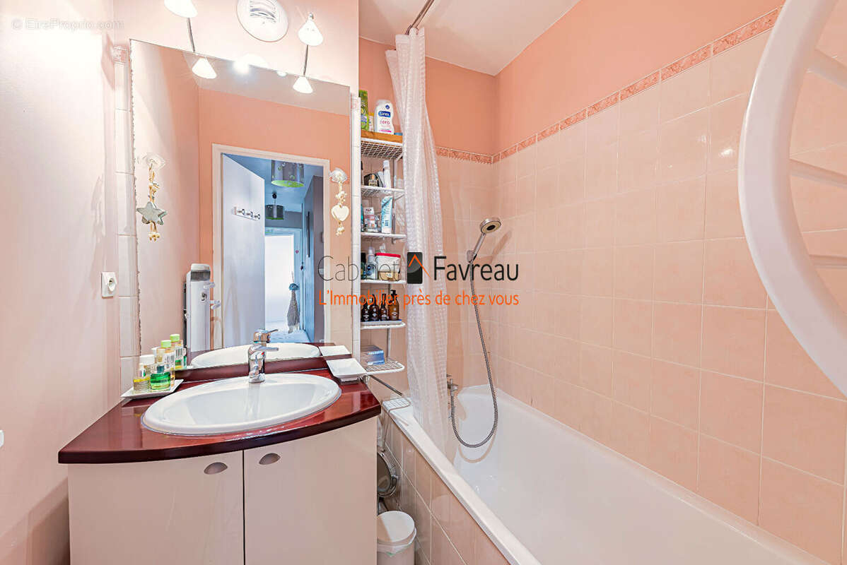 Appartement à THIAIS