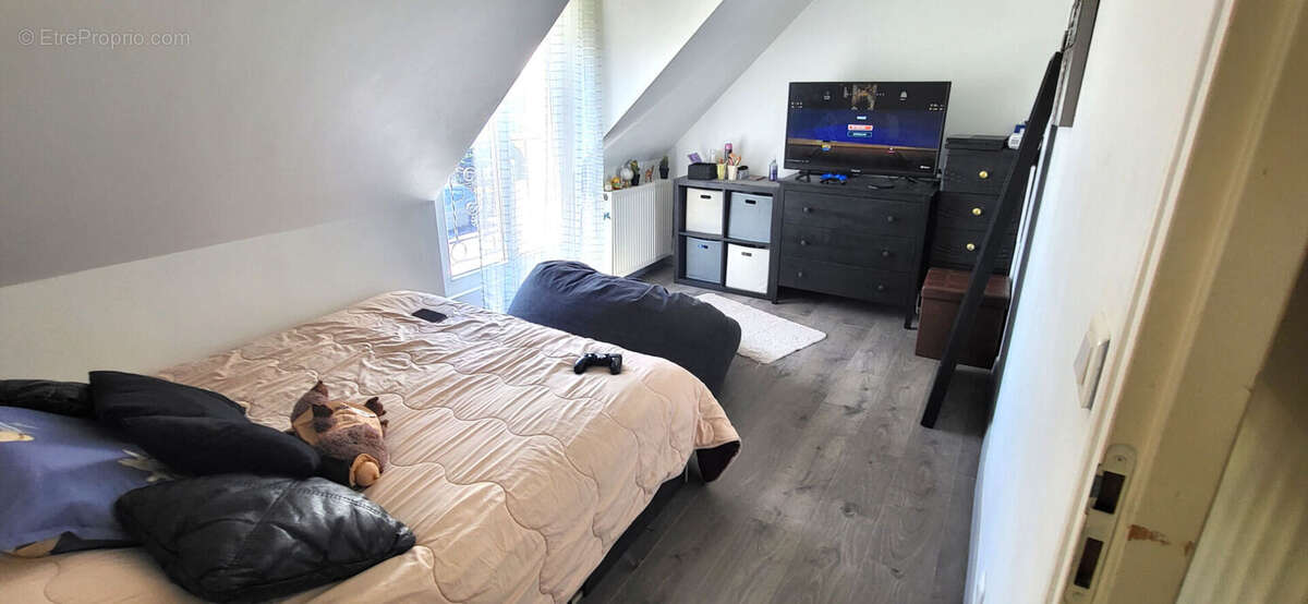 Maison à LES CLAYES-SOUS-BOIS