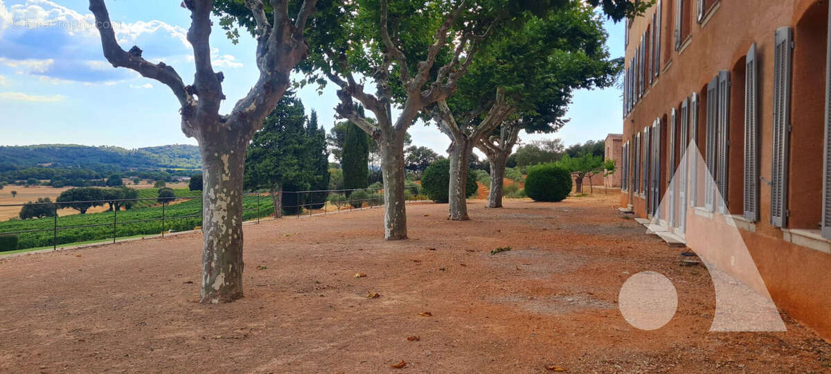 Maison à FOX-AMPHOUX