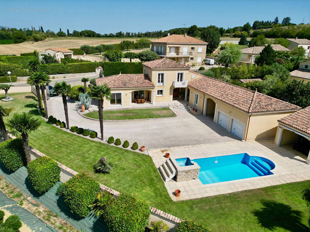 Maison à PORTES-LES-VALENCE