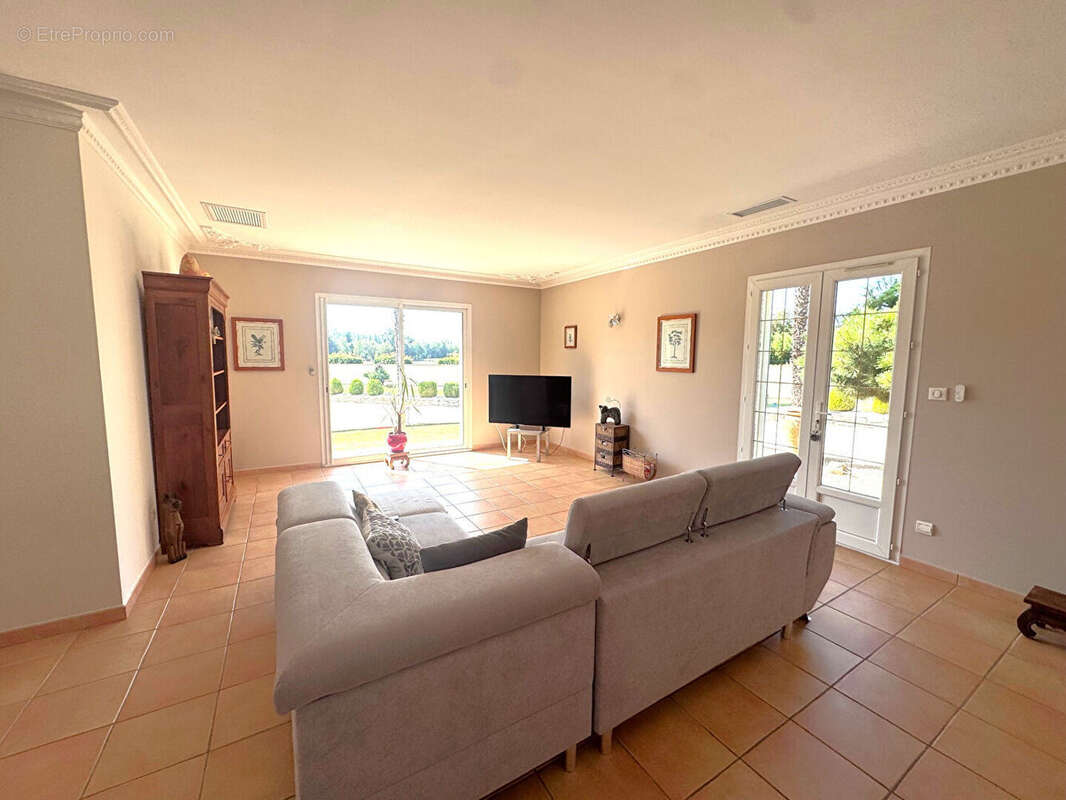 Maison à PORTES-LES-VALENCE