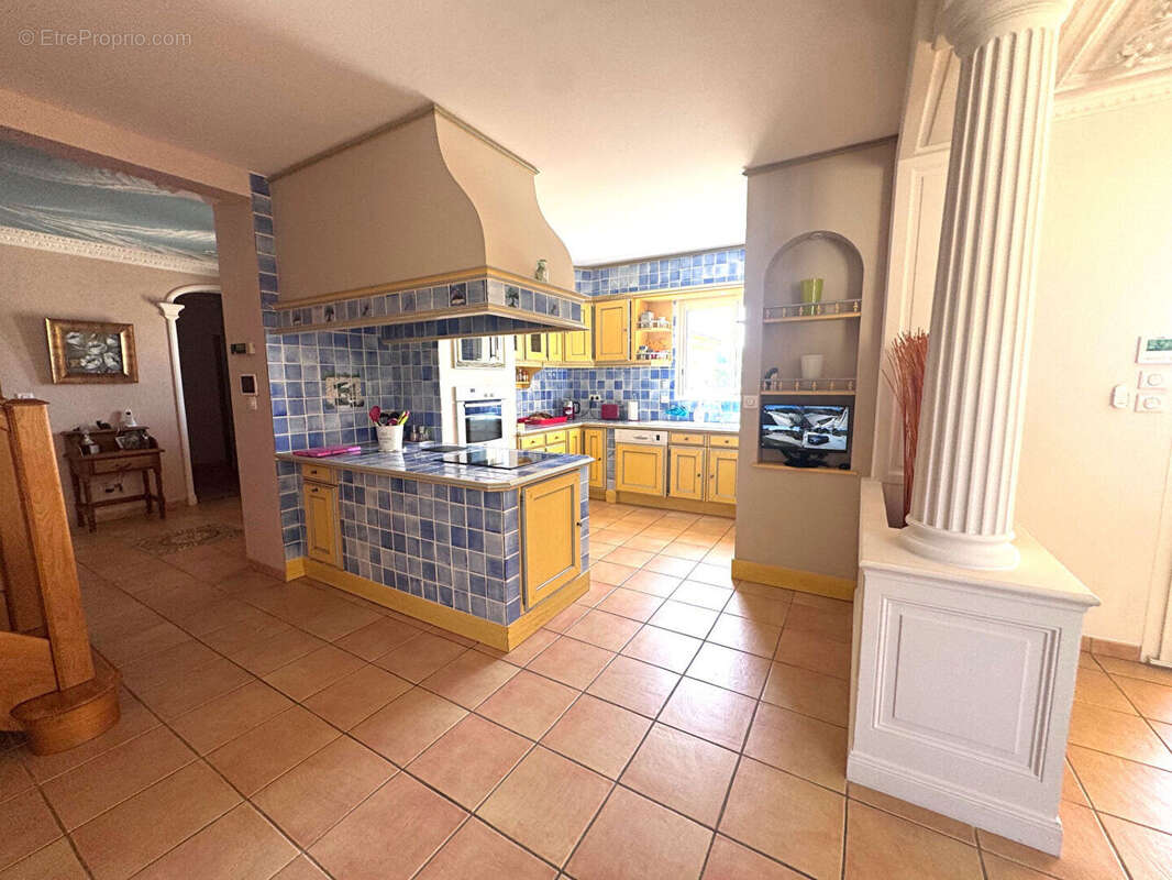 Maison à PORTES-LES-VALENCE