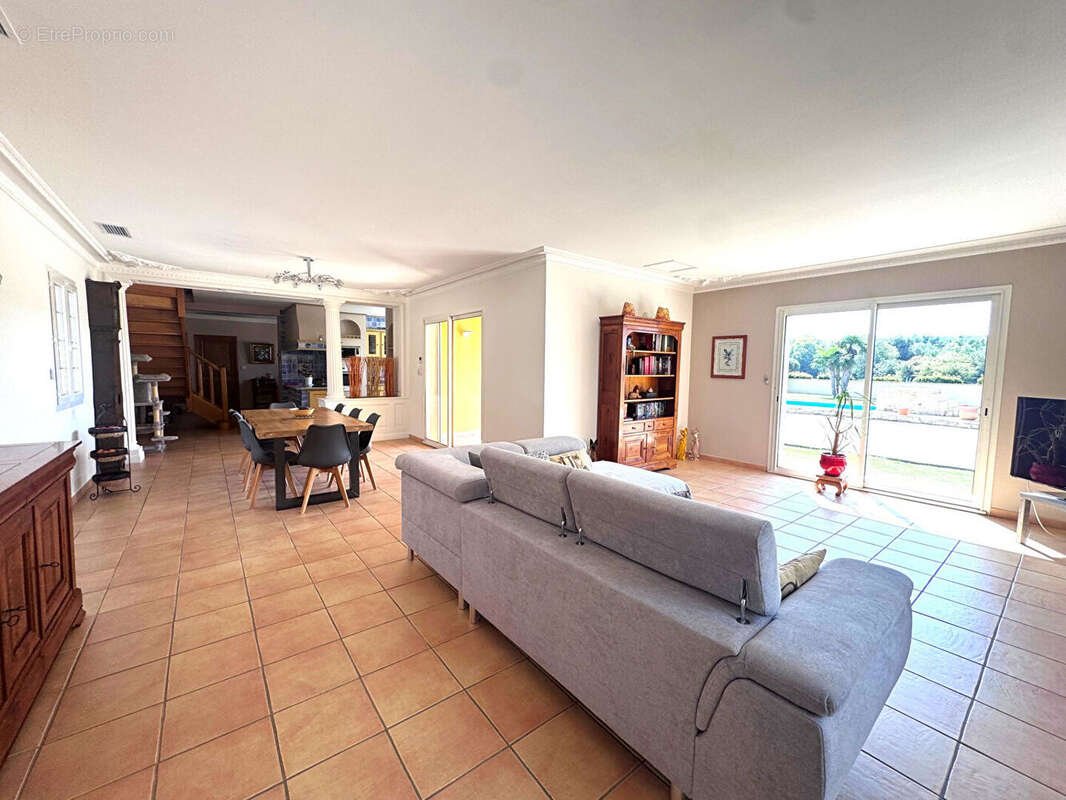 Maison à PORTES-LES-VALENCE