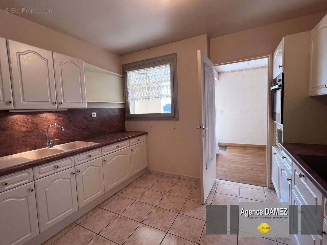 Appartement à DOURDAN