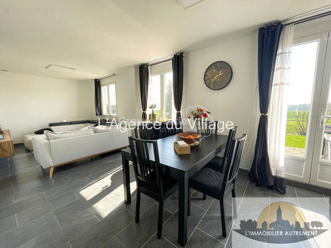 Maison à SAINT-CREPIN-IBOUVILLERS