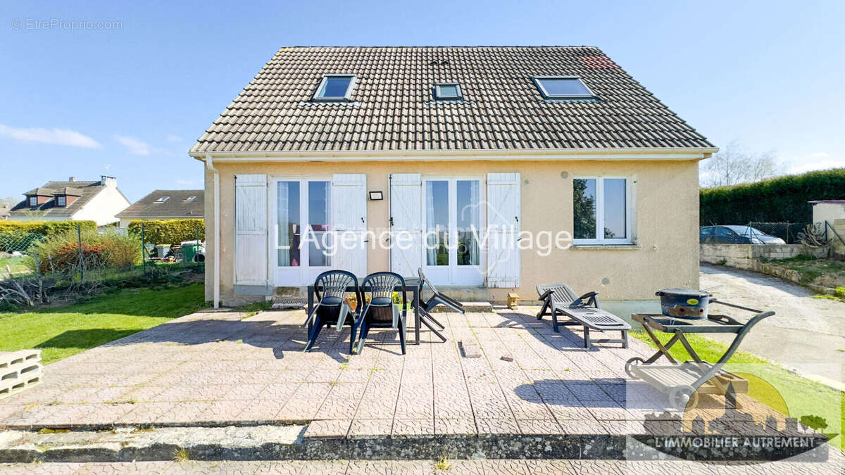 Maison à SAINT-CREPIN-IBOUVILLERS