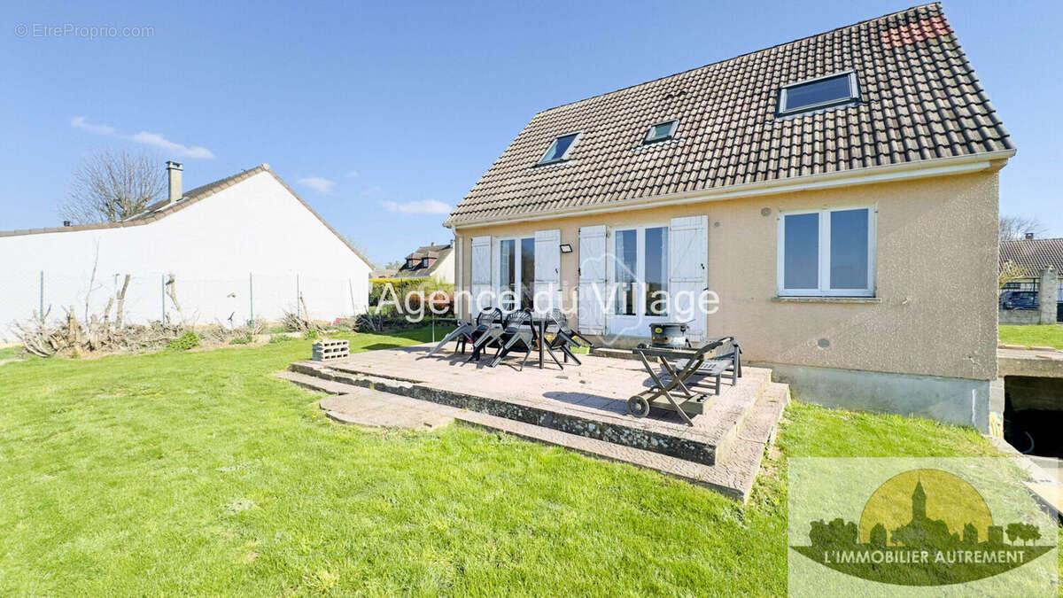 Maison à SAINT-CREPIN-IBOUVILLERS