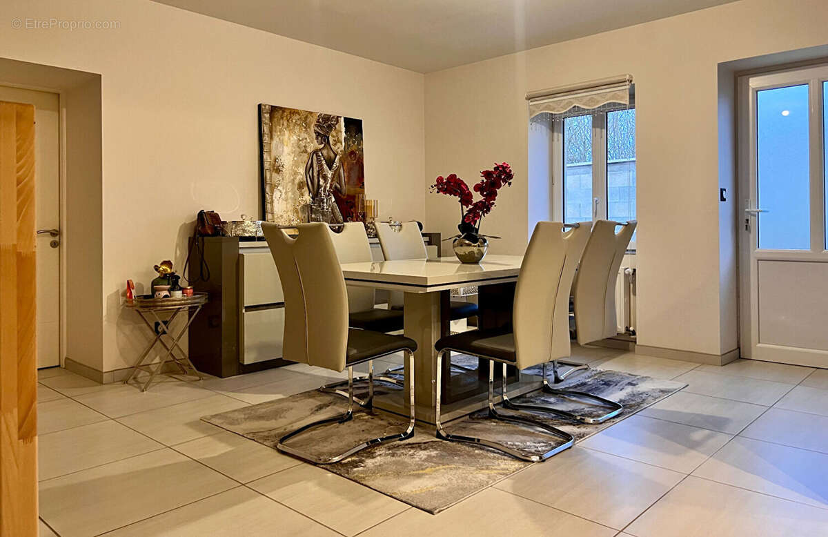 Maison à SAINT-ELOI