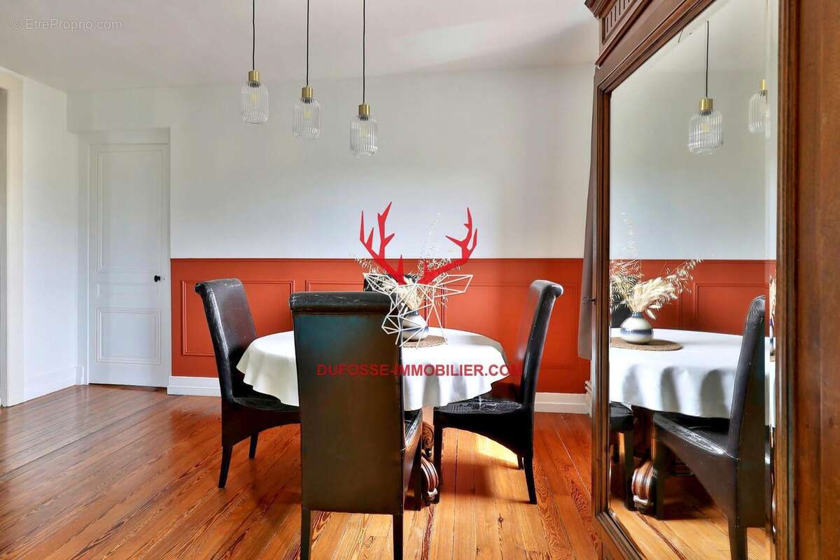 Photo 3 - Appartement à SAINT-GENIS-LAVAL